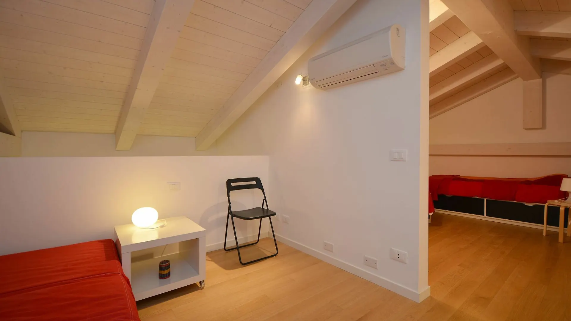 Apartment Guggenheim Museum, Cool, 6Pax,Wifi, Aircnd Italy