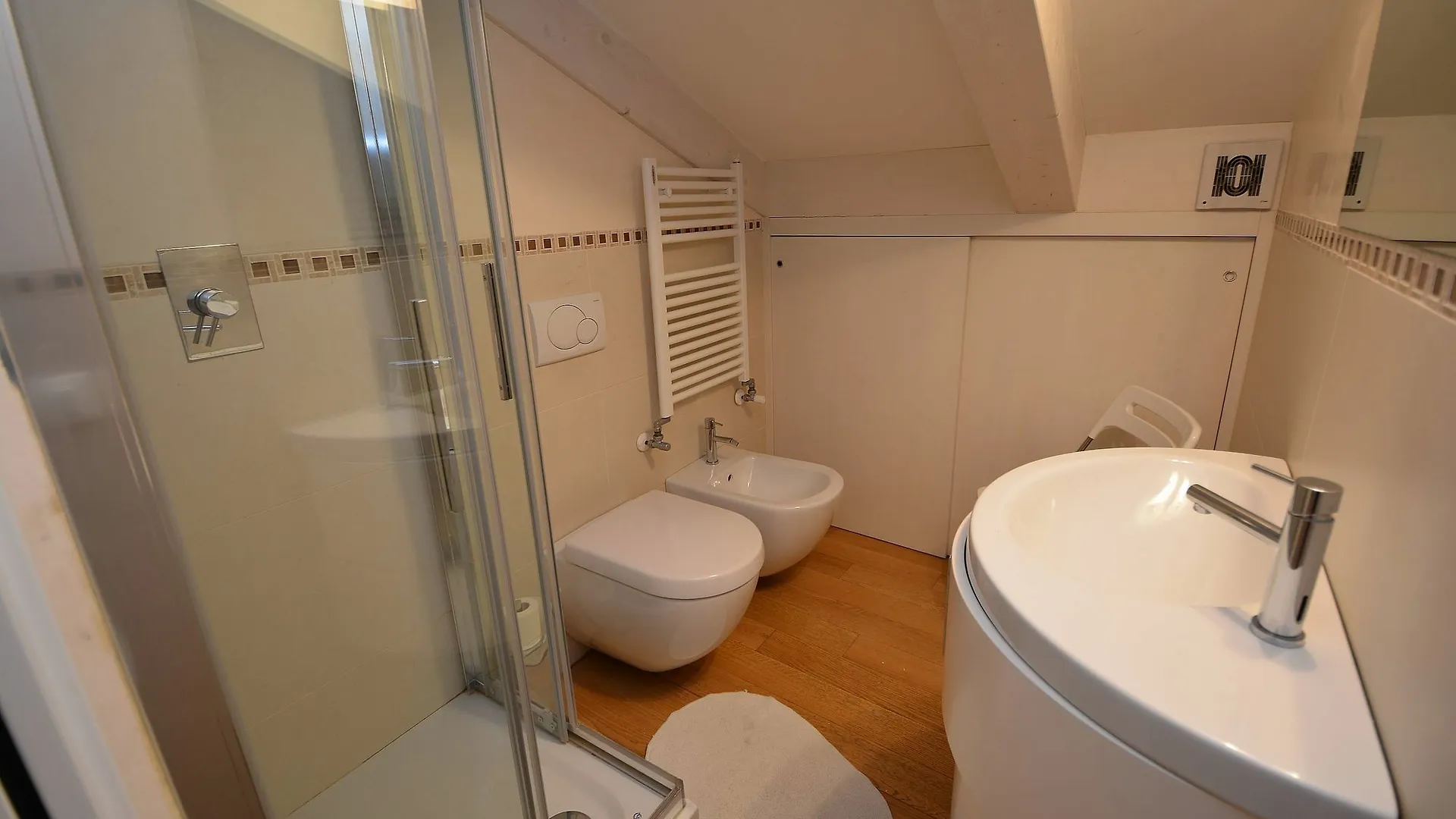 Apartment Guggenheim Museum, Cool, 6Pax,Wifi, Aircnd